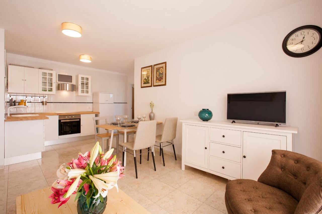Apartment Laura Playa La Arena Puerto de Santiago  Εξωτερικό φωτογραφία